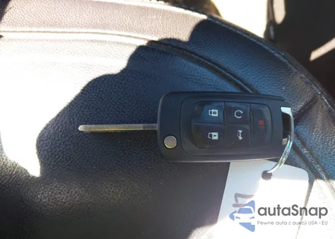 2015 Chevrolet Malibu 2Lt из США, поврежденный, VIN 1G11D5SL6FF106495